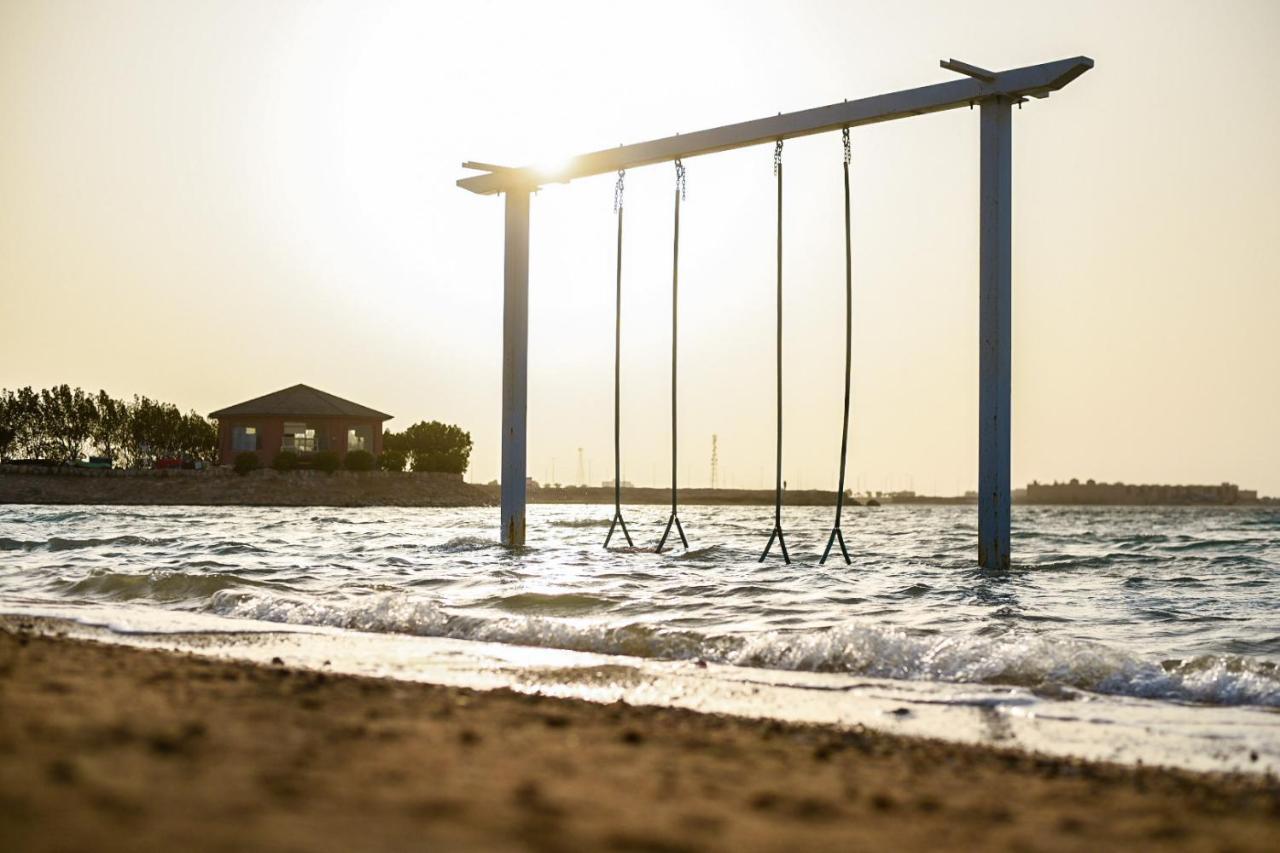 Hotel & Resort Golden Marina Yanbu Exterior photo