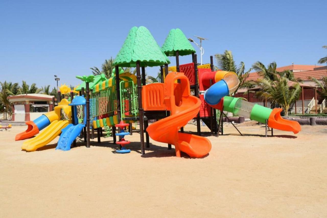 Hotel & Resort Golden Marina Yanbu Exterior photo